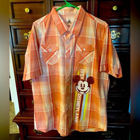 Men’s plaid Mickey Mouse button down shirt. - Picture 1 of 4